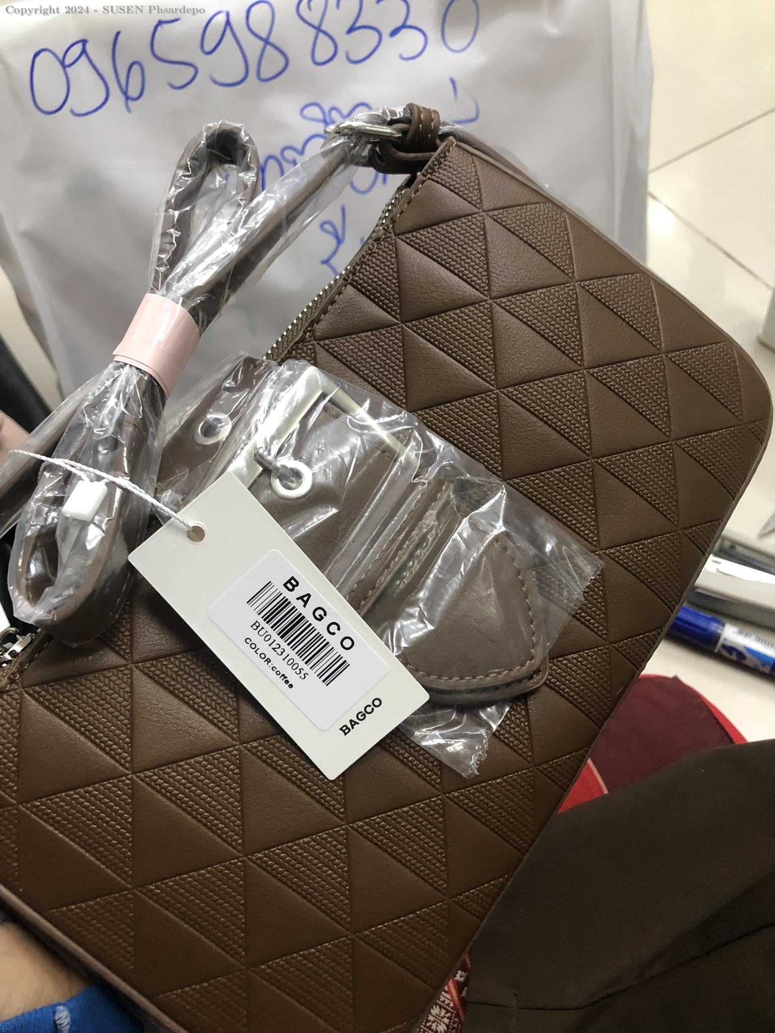 BU012310055-KBT